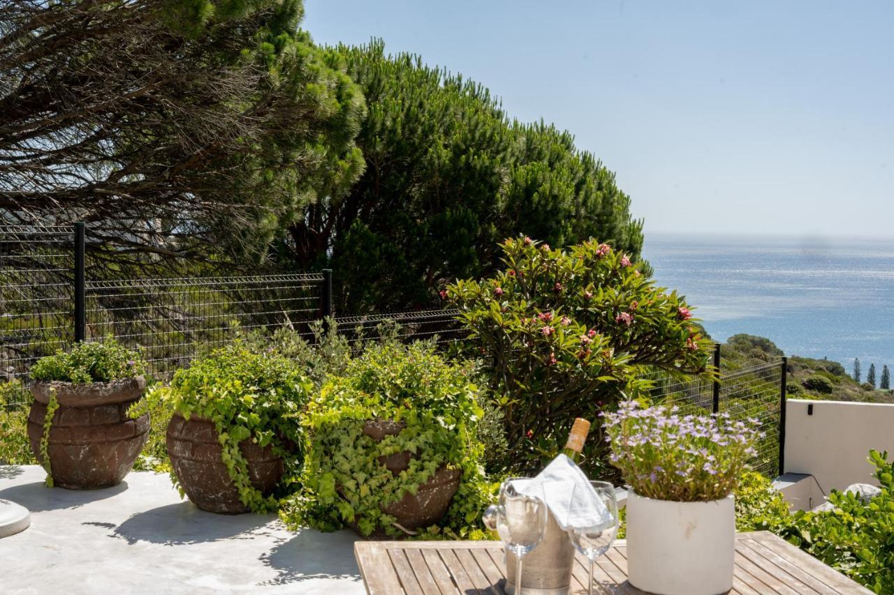 Apartment Four Uitsig Camps Bay