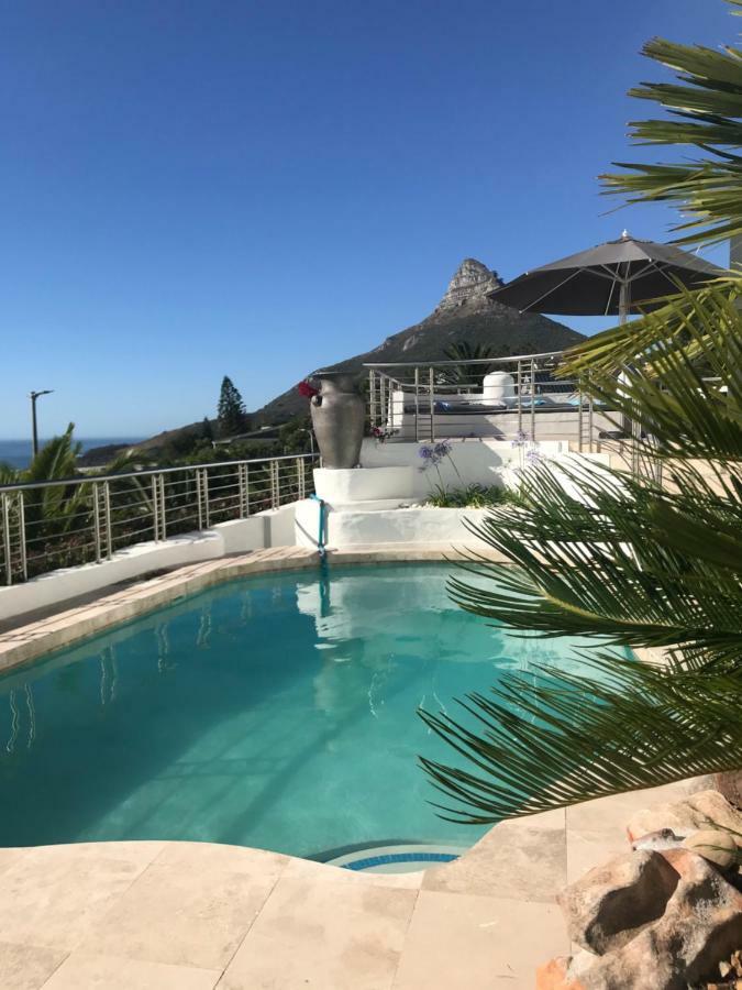 Apartment Four Uitsig Camps Bay Cape Town
